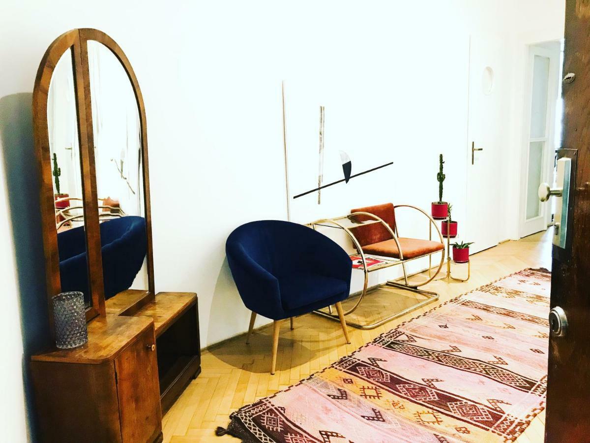 Spacious Bauhaus Icon Flat With Fitness Room In Central Buda, Close To The River And Margaret Island Будапешт Экстерьер фото